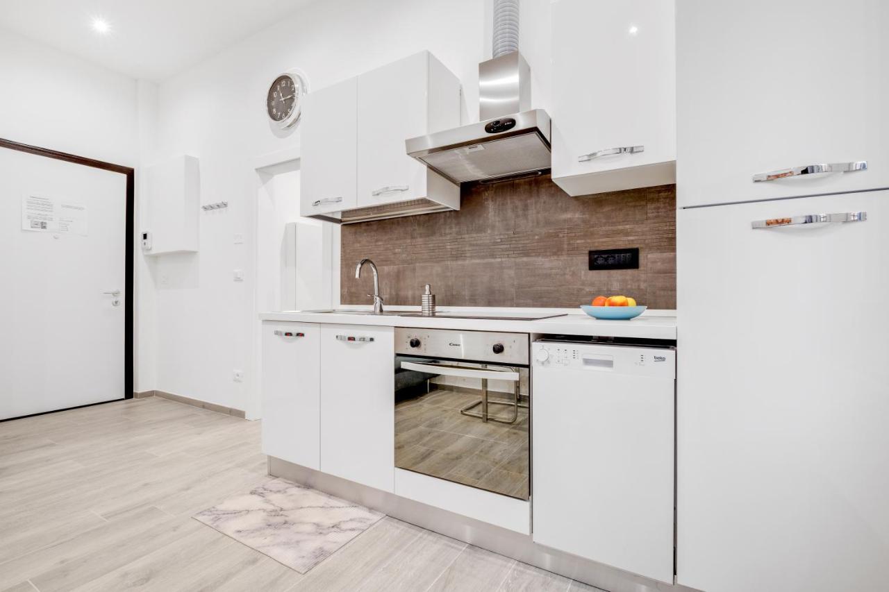 Bolognina Centro-Stazione Apartment Болонья Екстер'єр фото